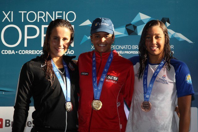 Etiene Medeiros. Torneio Open de Natacao na Unisul. 17 de dezembro de 2015, Palhoca, SC, Brasil. Foto: Satiro Sodré/ SSPress/CBDA