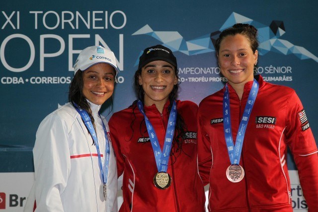 Daynara de Paula. Torneio Open de Natacao na Unisul. 17 de dezembro de 2015, Palhoca, SC, Brasil. Foto: Satiro Sodré/ SSPress/CBDA