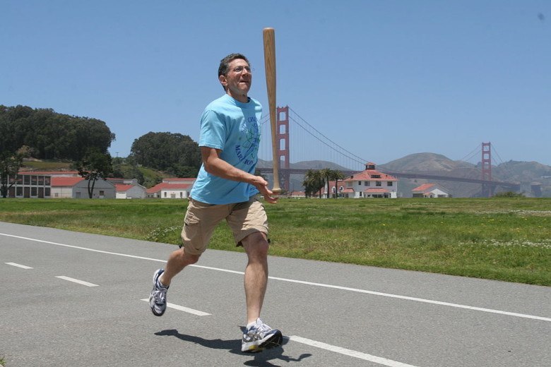 An American in Portugal: Underwater Unicyclist Breaks World Record