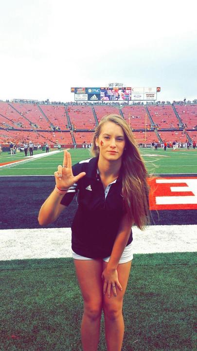 Sprint Freestyler Clara Baggett Verbally Commits to Louisville