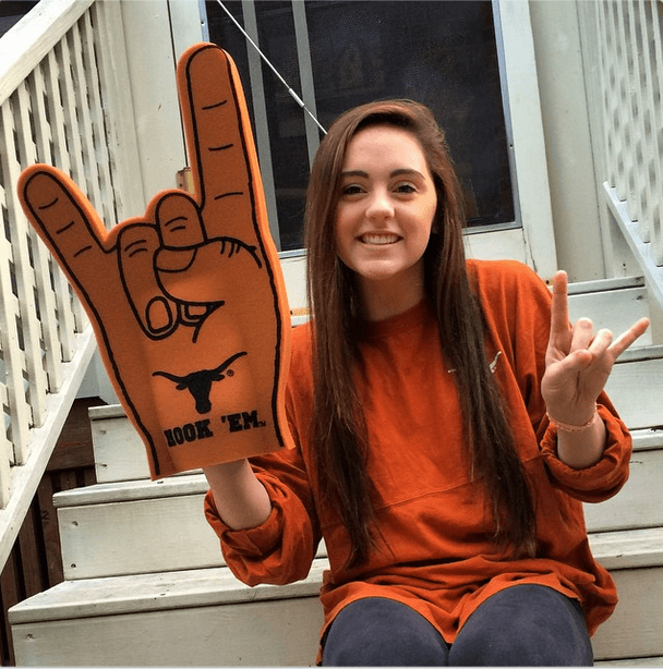 #10 Recruit Nora McCullagh from SwimMAC Verbally Commits to Texas