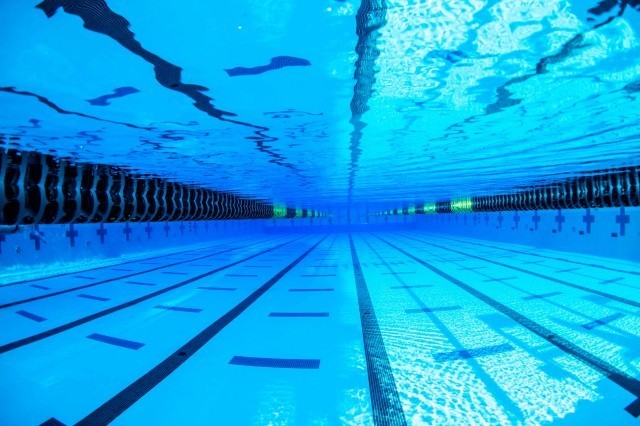 Loyola Commit Joe Hayburn Cracks Michael Phelps’ 100 Back Pool Record In 47.61