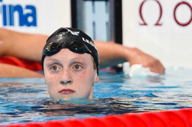 Katie Ledeky breaks world record in the 1500 at the 2015 FINA world championships Kazan Russia (photo: Mike Lewis, Ola Vista Photography)