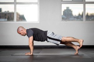 Yoga - Three point pushup 2