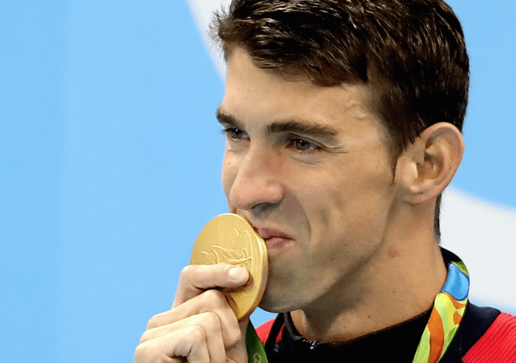 Golden In the Pool and Out, Michael Phelps Hits A Hole in 1 on the Links