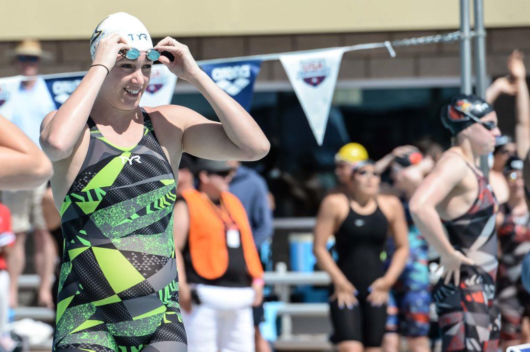 Dana Vollmer nage le 50 NL à Mesa, enceinte de 26 semaines