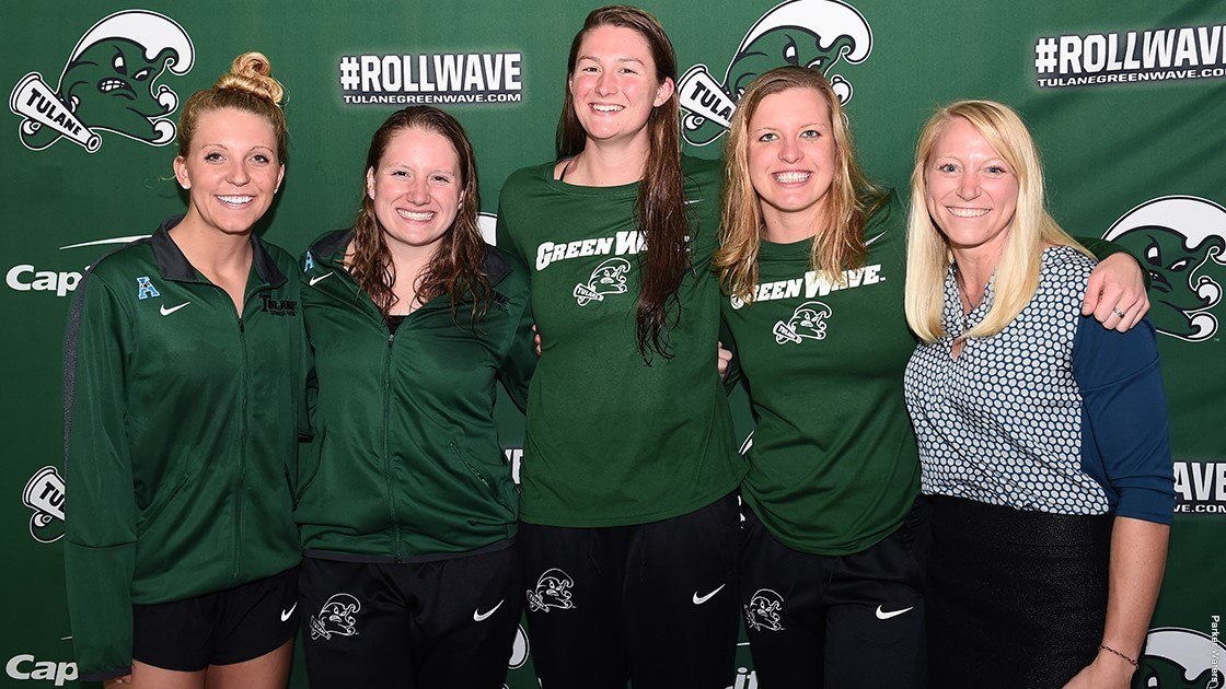 Tulane Women Take All 15 Events in Loyola Dual