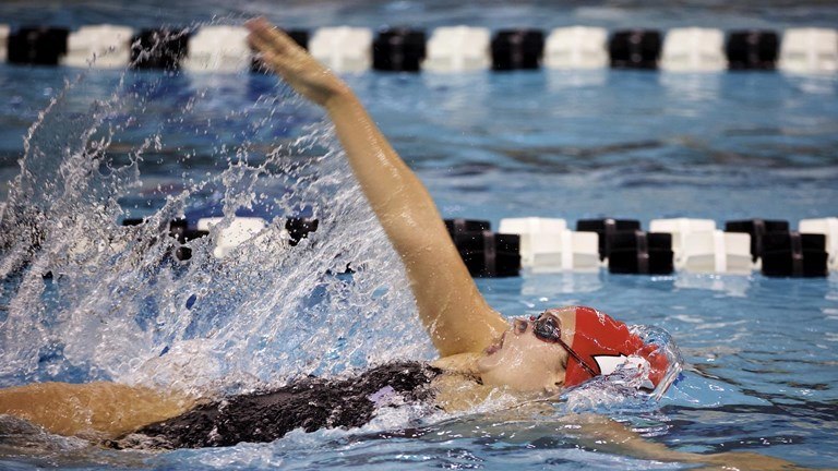 Beata Nelson Clocks 49.67 For New American & NCAA Record In 100 Back