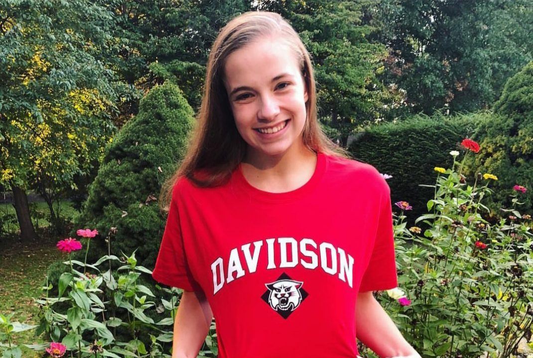 Davidson Secures Commitment from CT Breaststroker Abby Francis