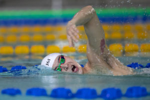 Sun Yang regresó a las piscinas con una victoria y se quebró emocionalmente