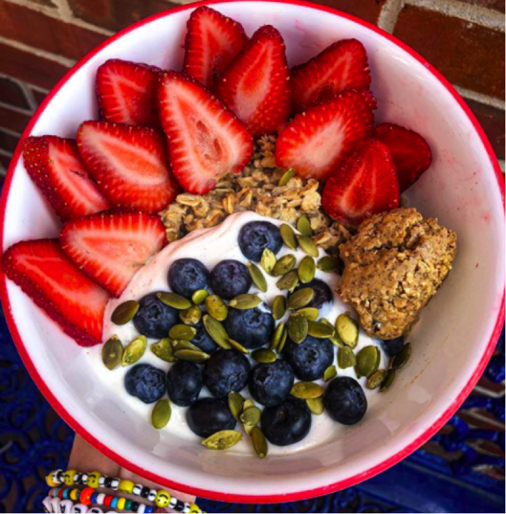 The Hungry Swimmer: Berrylicious Bowls