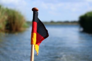 German Olympian Andreas Waschburger Sets New World Record Crossing English Channel