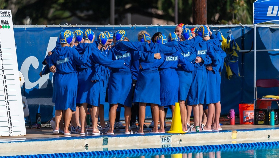 UC Santa Barbara Women’s Water Polo Signs Eight to National Letters of Intent