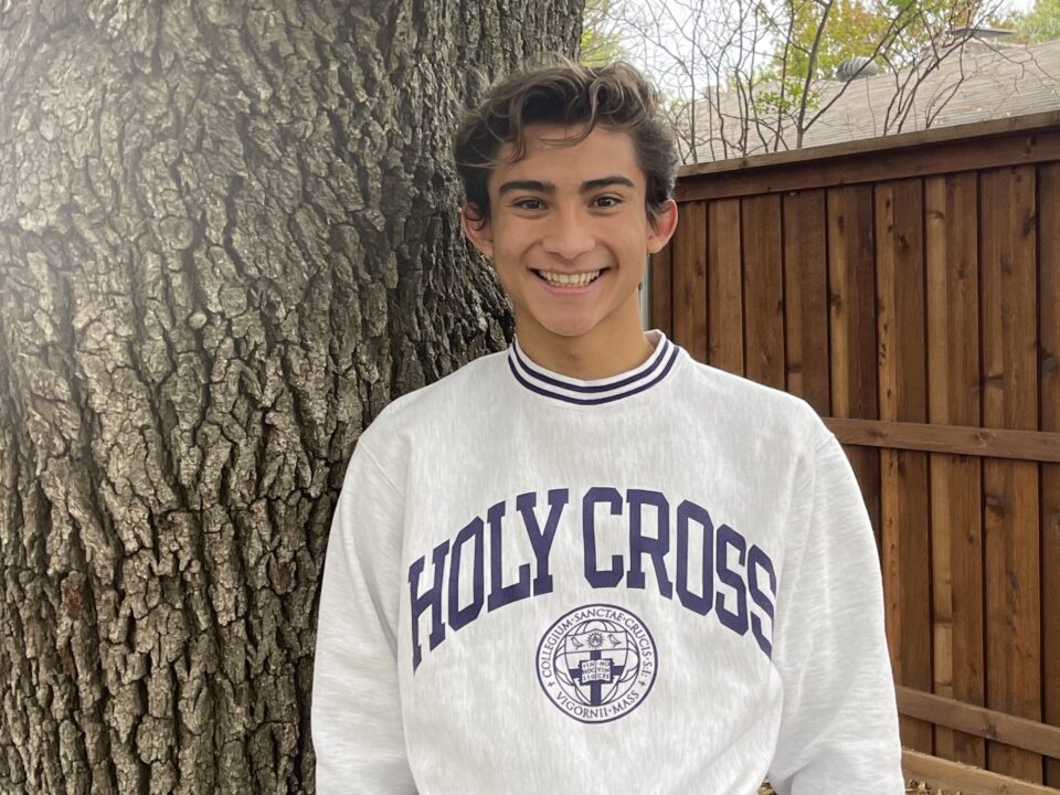 Versatile Jackson Summers (2022) Gives Verbal Commitment to Holy Cross