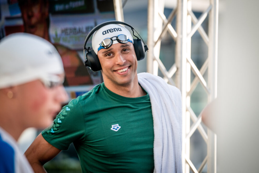 Overreacting: Former Olympic Champion Le Clos Barely Sneaks Into 200 Fly Semis