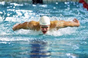 Swim of the Week: Matt Sates Outduels Chalmers For Scorching 1:40.6 SC 200 Free