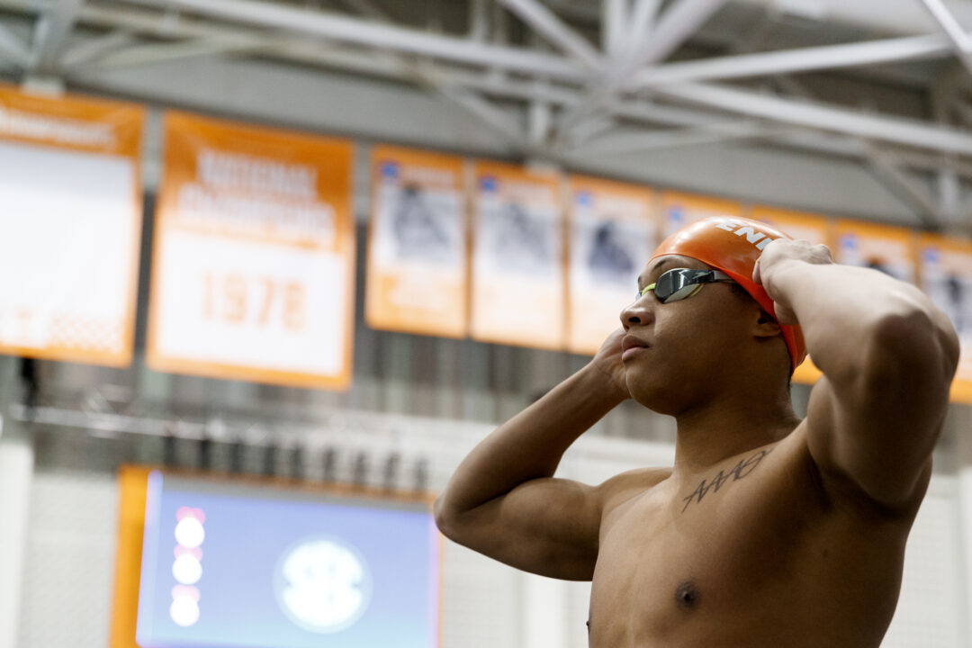 Jordan Crooks Leads Off Free Relay in 41.44; #1 Division I Freshman All-Time