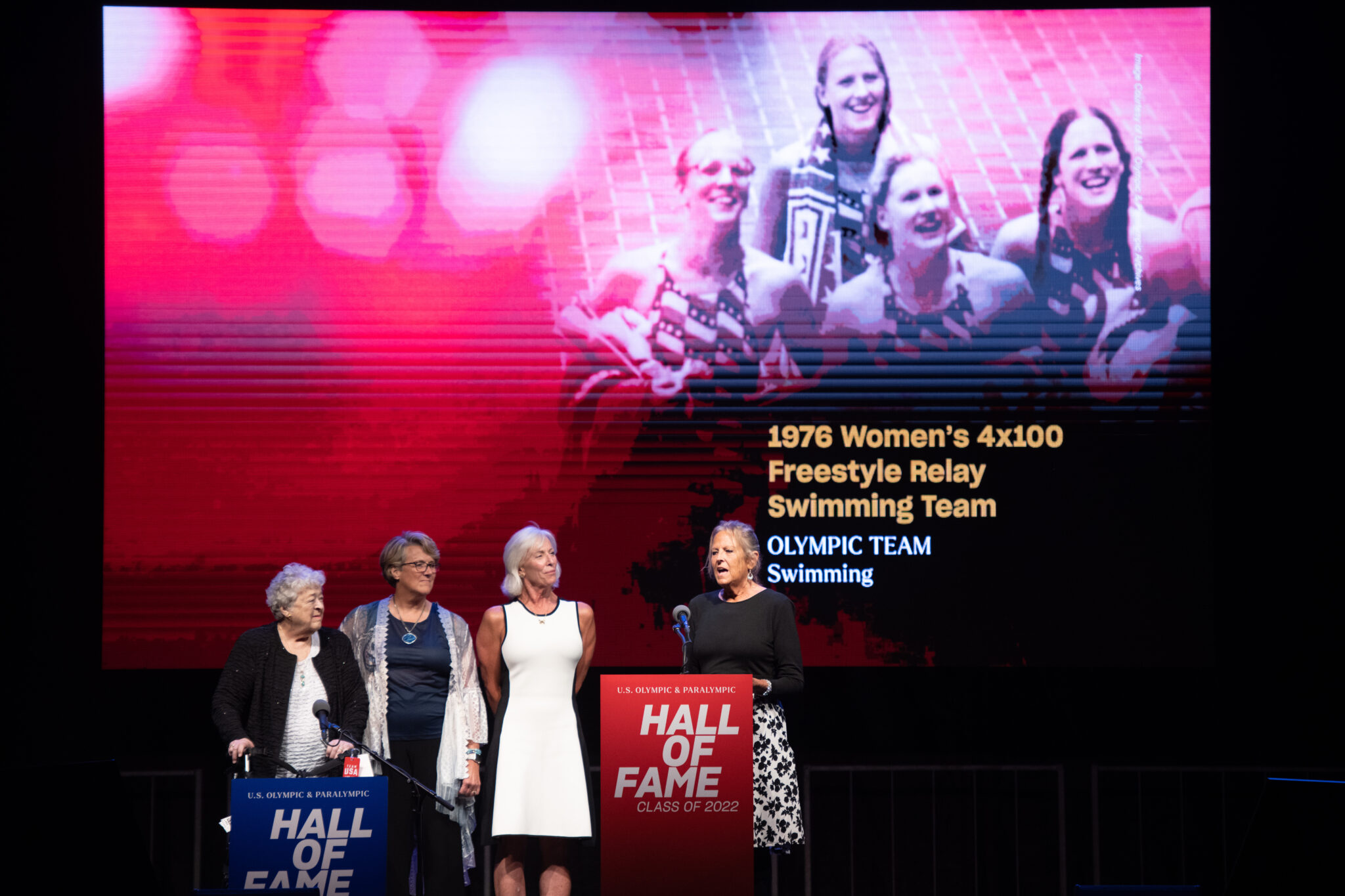 WATCH: U.S. Women Pull Off Upset Over East Germany In 400 Free Relay At ...