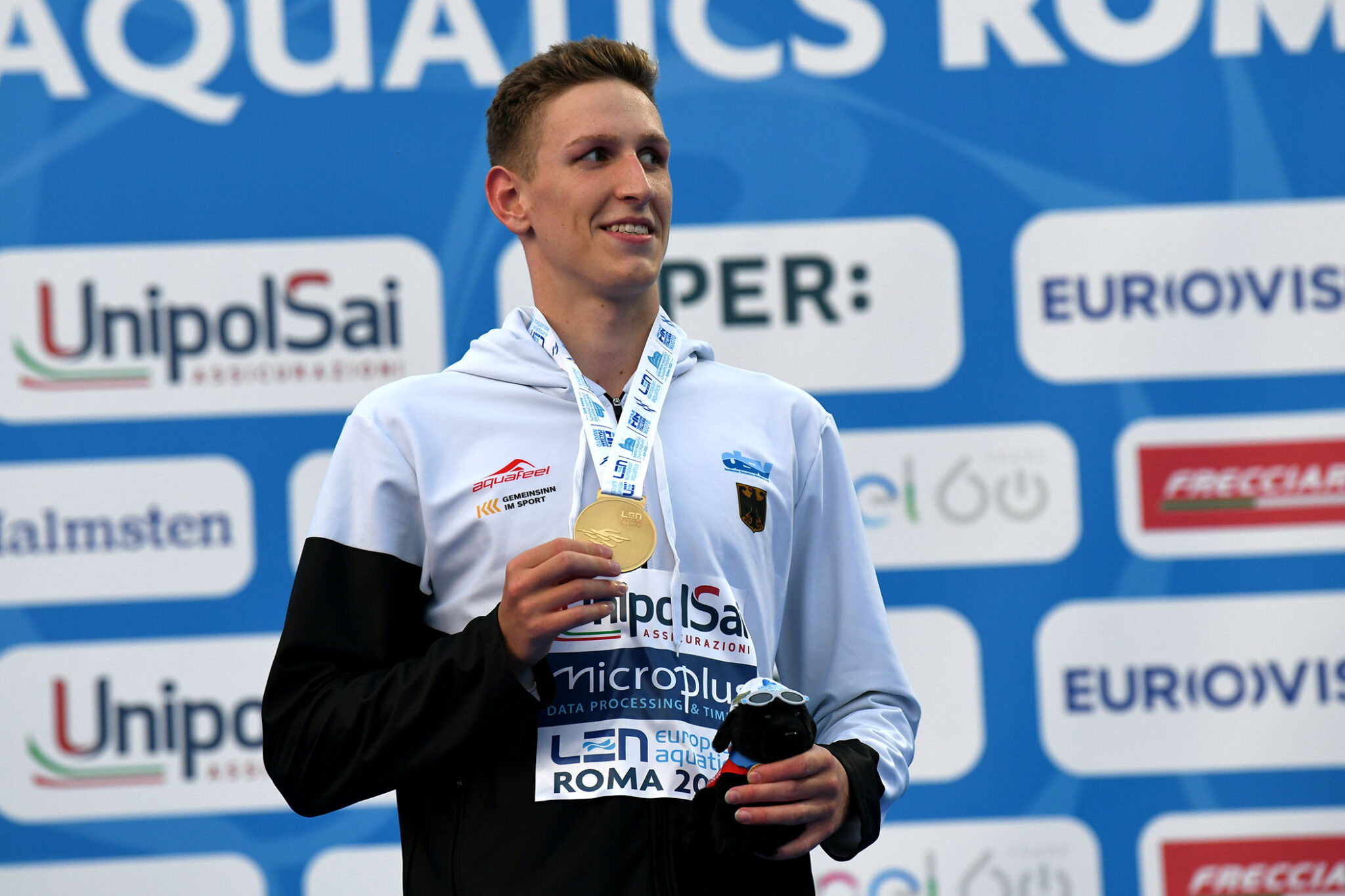 Lukas Maertens Sets World Record with 3:40.33 in 400 Freestyle at German Championships