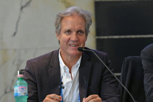 European Aquatics President Antonio Silva Shows Solidarity For Ukraine As Russian Sanctions Ease