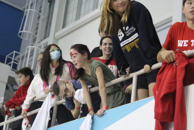 IMG 6468 Los fanáticos canadienses de la natación se hicieron cargo de la noche 3 de la Copa Mundial de Toronto