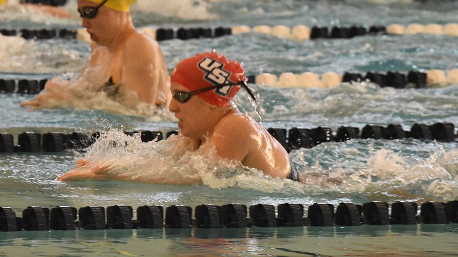 Southern Indiana Women Win First-Ever Meet, Valpo Men Victorious In Split