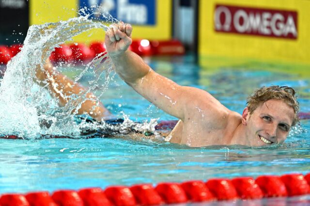 FINA World Swimming Championships 25m Day 3 Swimming m30247 Campeonato Mundial de Campo Corto 2022: Bóveda de fotos del día 3