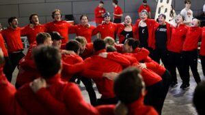 Cincinnati Promotes Scott Stern To Associate HC, Adds Masy Folcik To Staff As Assistant