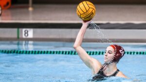 No. 19 Indiana Women’s Water Polo Splits Pair Against No. 2 USC, Whittier