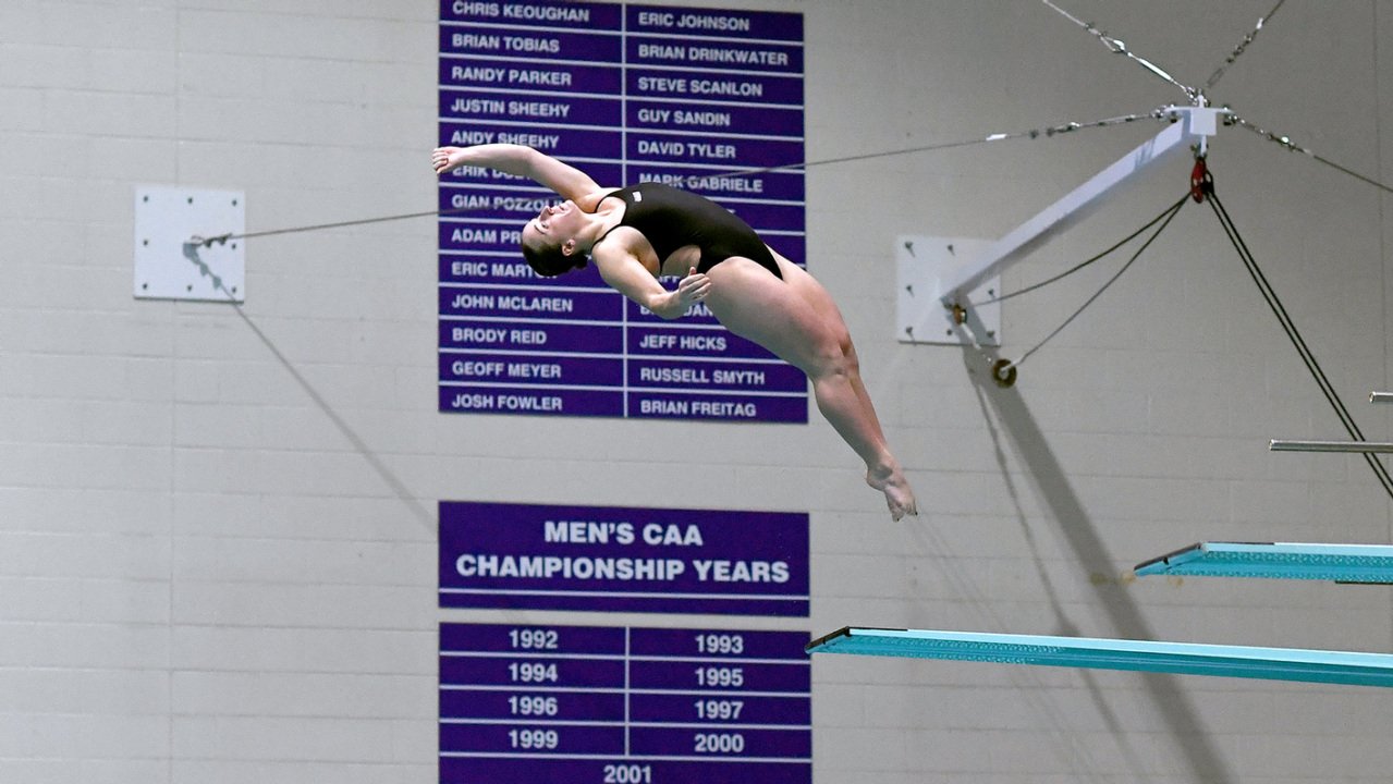 JMU’s Maddie Yager Named CCSA Diver of the Year