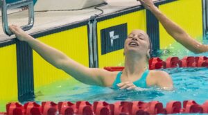 LIVEBARN Race of the Week: O’Callaghan Rallies Past Titmus for 200 Free Win in 1:53.83