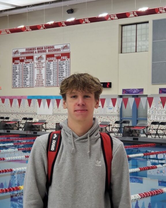 Luke Whitlock, Best Distance Swimmer in Class of 2024, Goes Sub-15 in Early-Season Mile