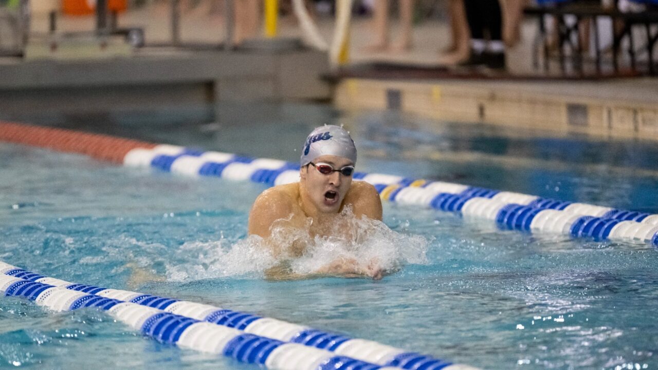 Georgetown Men Capture Big Road Victory Over NJIT