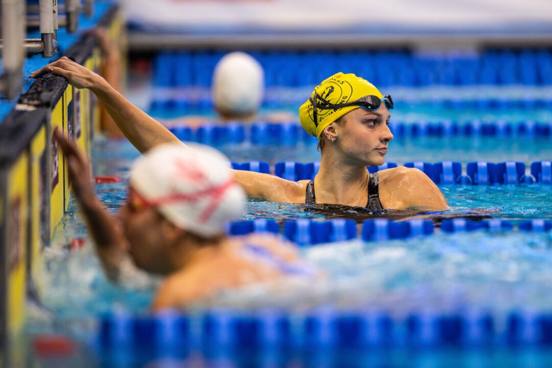 The Fastest In-Season 200 Free Ever? Summer McIntosh’s 1:54.21 Is Up There
