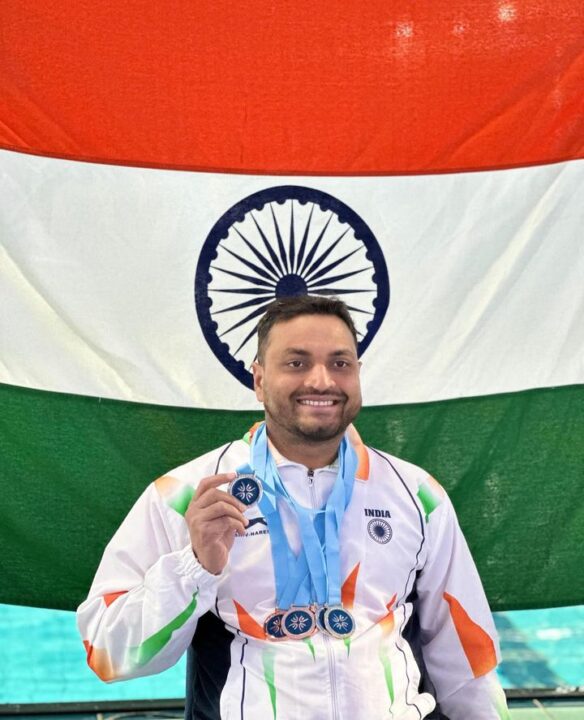 Shams Aalam Ne Ganga Me 13 km Tak Kiya Record-Breaking Swim