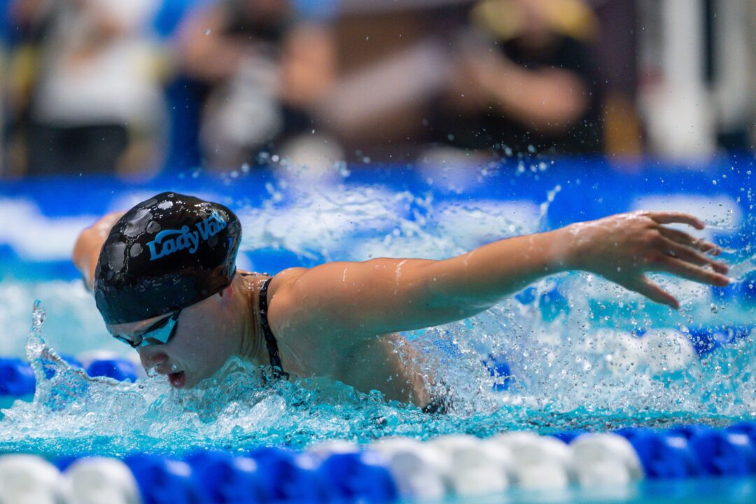 Emily Brown Breaks 1:00 Barrier For 1st Time With 59.44 100 Fly On Night 2 In Columbus