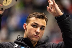 Ilya Kharun Due Record In Un Giorno, Ora É Secondo Al Mondo Nei 100 Farfalla