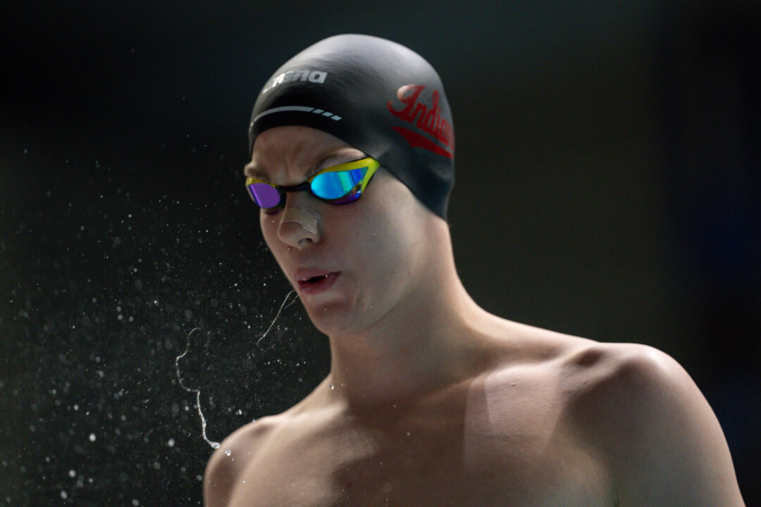 WATCH: Mladenovic’s 1:49.34 200 BR, Sarkany’s 4:09.14 500 FR Meet Records & All Other Day 3 Races
