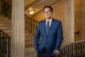 University Of Florida Names Santa Ono, Brother Of Notable Swim Researcher, New President