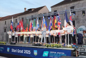 Europei Di Fondo 2025: A Stari Grad L’Alba Di Quattro Giorni Di Grande Nuoto In Acque Libere