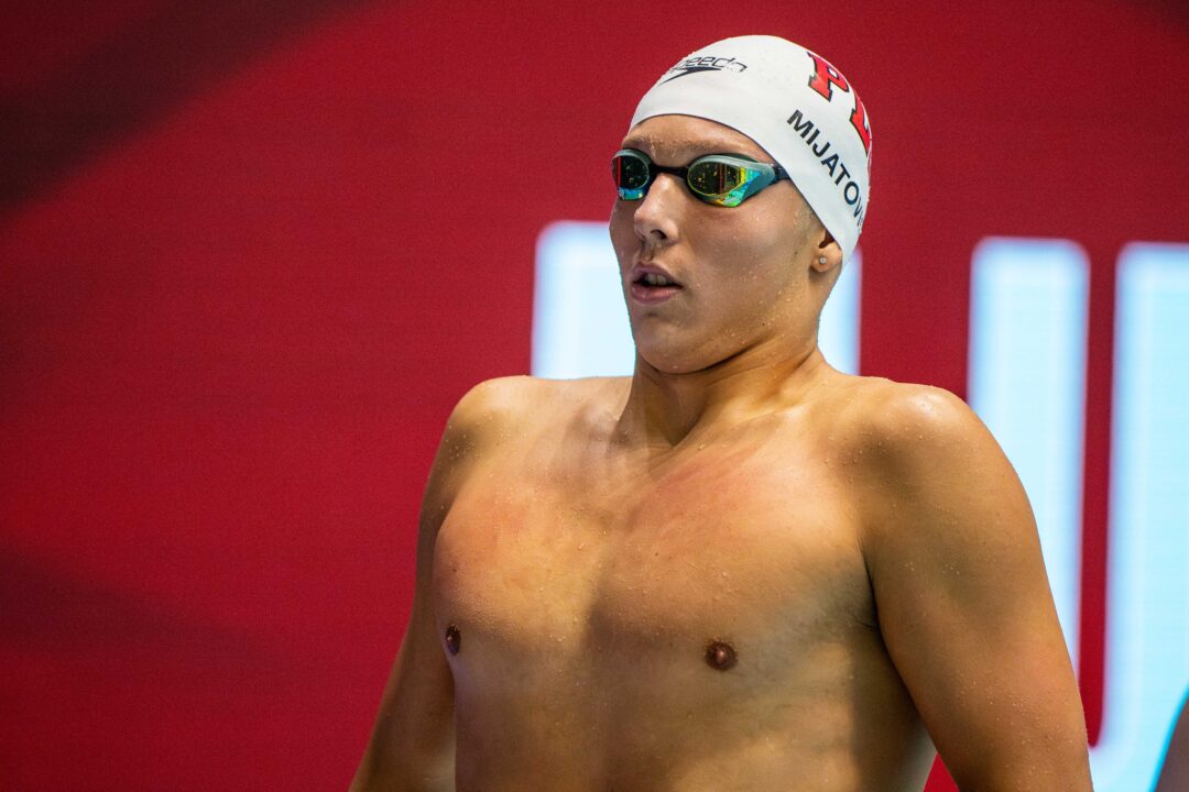 Mijatovic Helps Seahawks Break 15-16 800 FR-R NAG By 10 Seconds, Logs 1:47.6/3:49.8 Free Swims