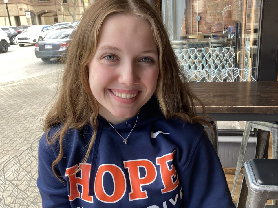 Hope College Adds In-state Distance Freestyler Meredith Righter for 2025-26