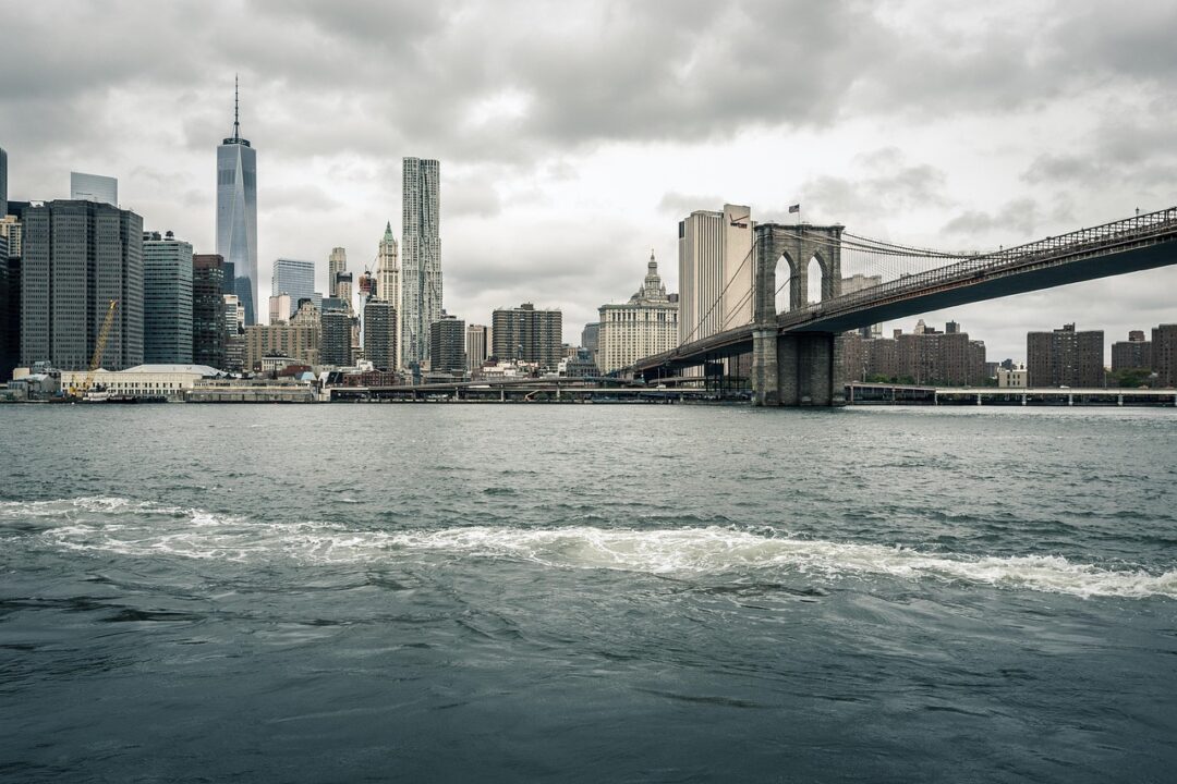 “+ Pool”: A New York Parte La Piscina Galleggiante Che Pulisce L’East River