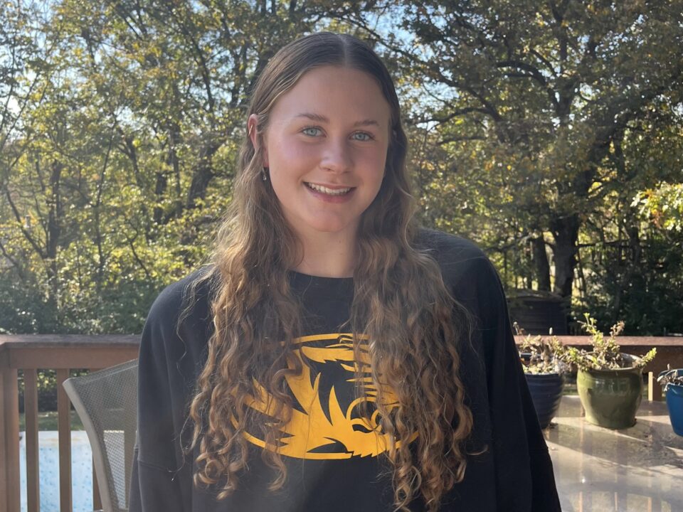 Summer Juniors Qualifier Alexis Cook (2026) to Become 2nd Gen Mizzou Swimmer