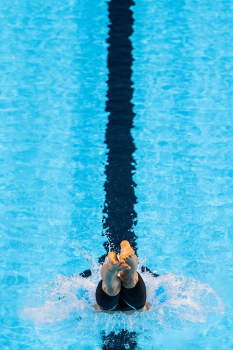 Huy Huang Nguyen 5-Peats Mile, Lee Splits 48.0 100 FR on SEA Games Night 3