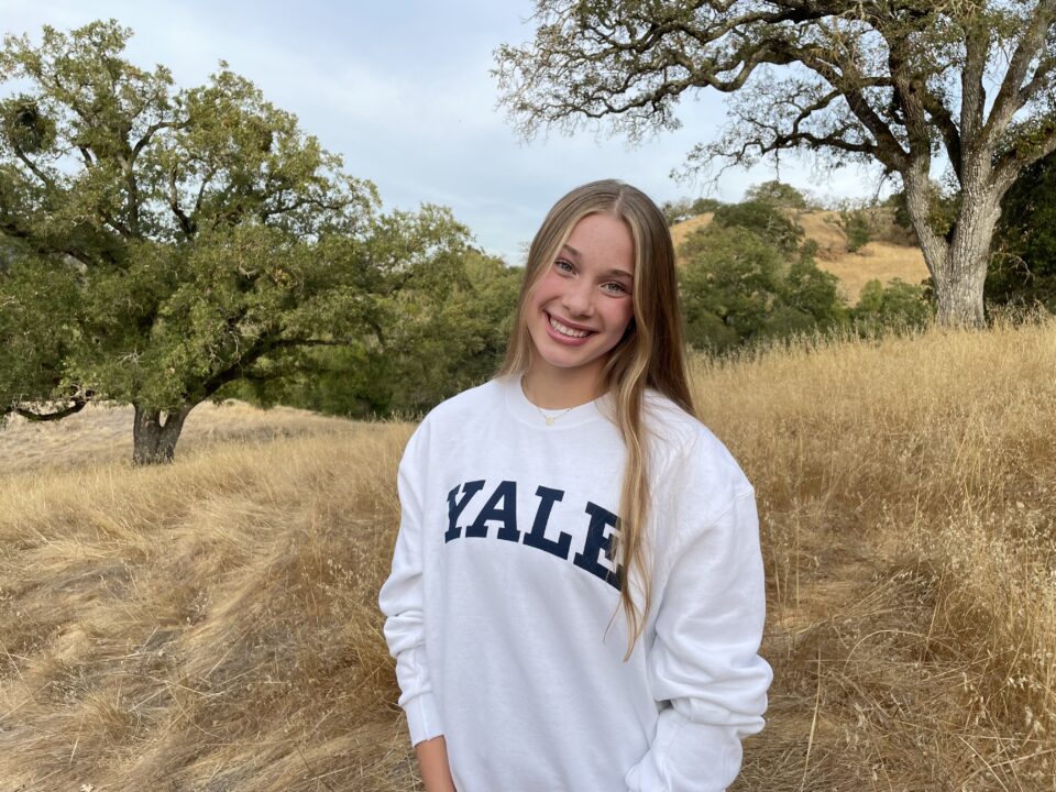 Winter Juniors Qualifier Elise Gratton Verbally Commits to Yale for 2026-27