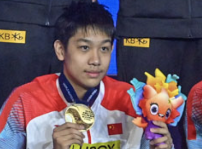 Zhang Zhanshuo Fires Off 3:42.99 400 Freestyle World Junior Record