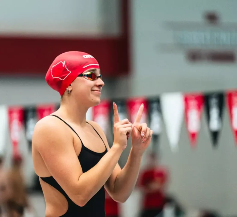 Wisconsin Wins Commanding Victory Over UW – Green Bay to Start 2025-26 Season