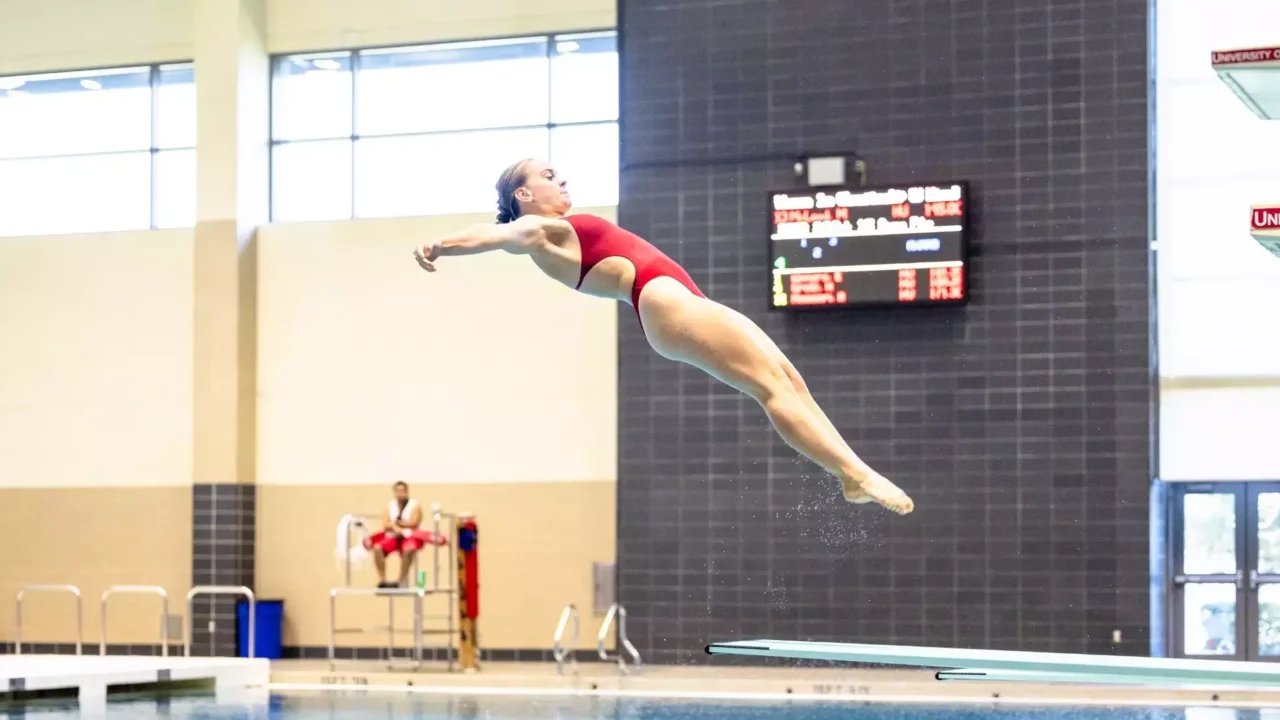 Houston Kicks Off Season With Swimming At Rice Fall Splash, Diving Hosting Invitational