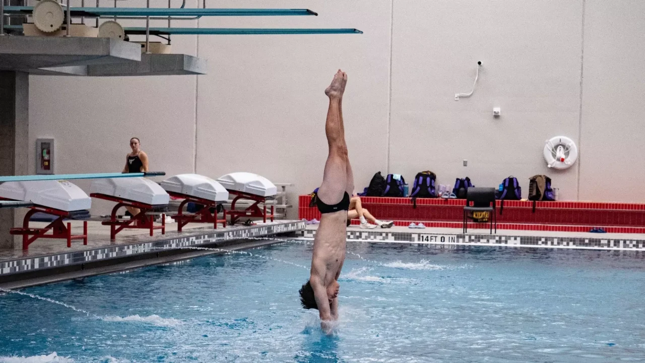 South Dakota Cruises To Season-Opening Wins Over Minnesota State Women, Augustana Men